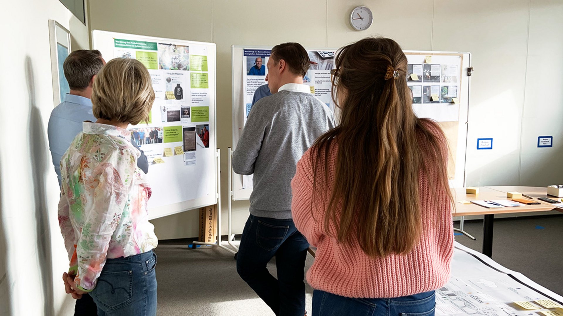 In einem Workshop mit Heimbach, einem Hersteller technischer Textilien, werden Kunden Bedürfnisse ermittelt.