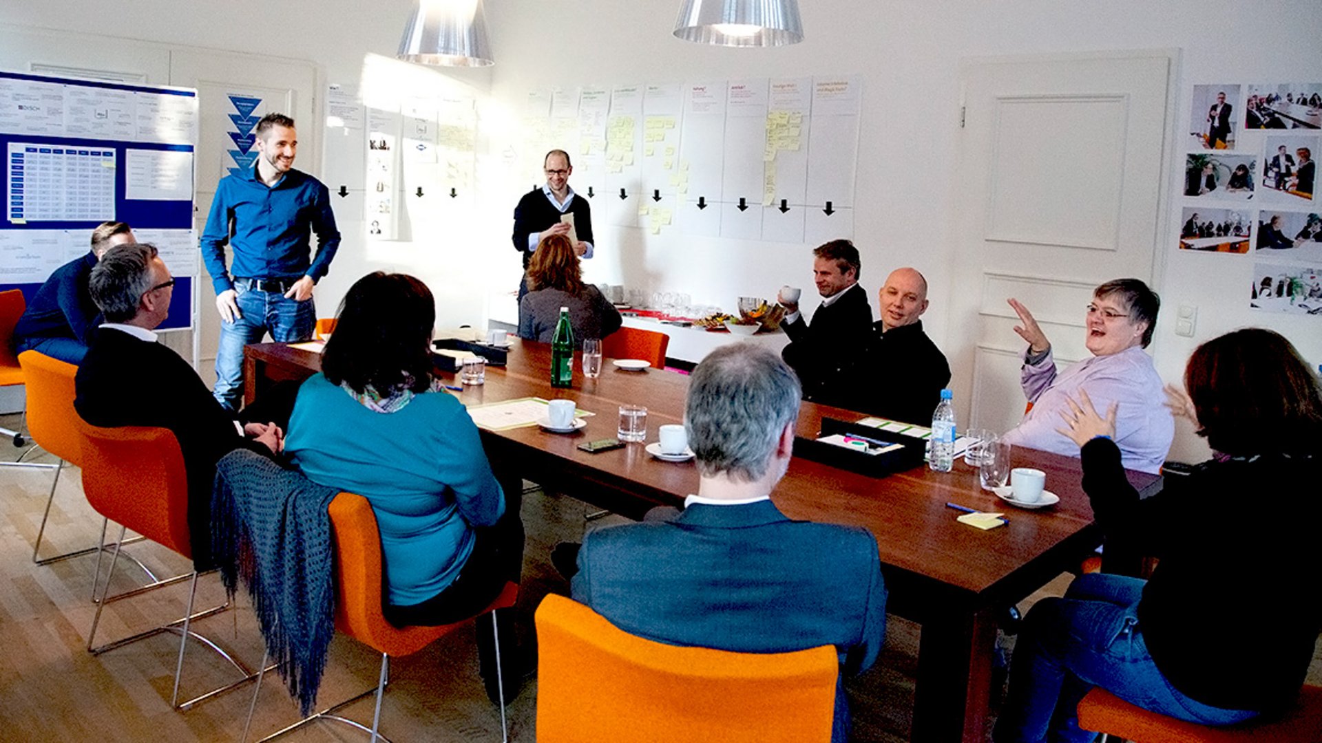 Management Team von BOLDER Arzneimittel entwickelt die Markenstory in einem Workshop bei Freunde der Klarheit.